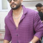 Kunal Khemu Instagram - Just a random reel from a not so random day at the pop kaun promotions Pop kaun will be streaming on @disneyplushotstar from midnight tonight Watch watch watch Shot and edited by : @bhushanpunsephotography