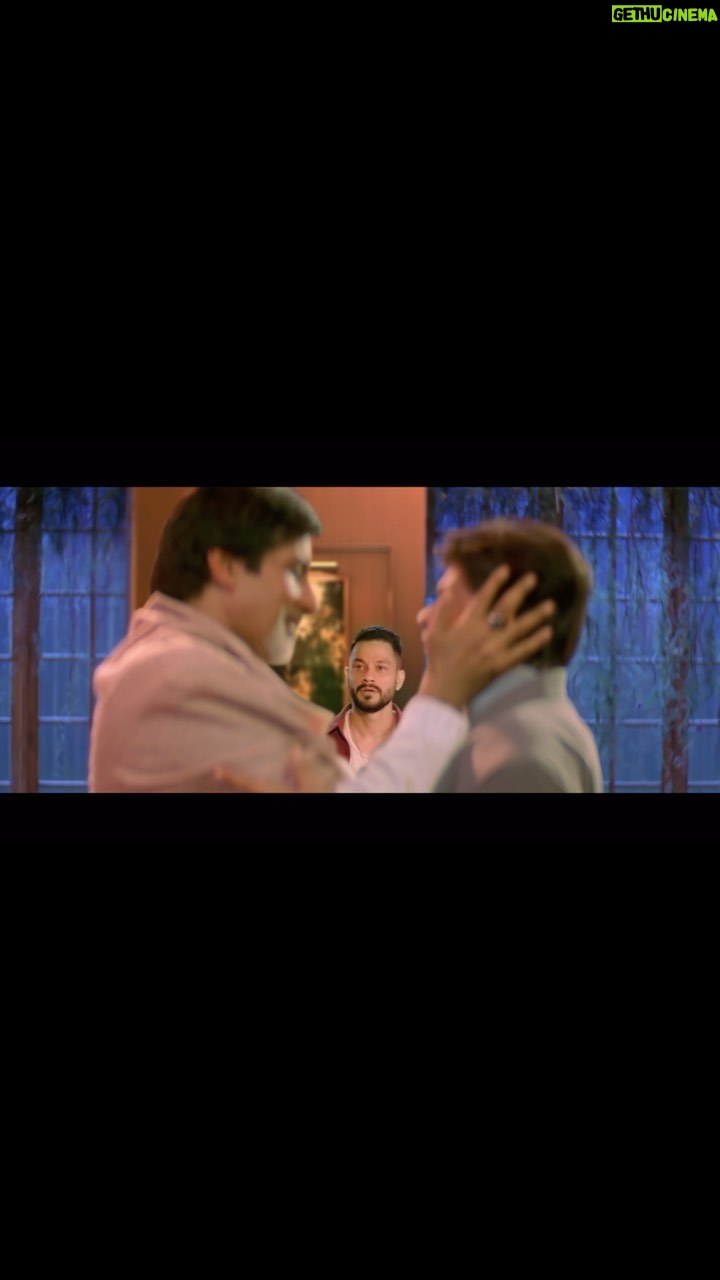 Kunal Khemu Instagram - Pop ki talaash mein kuch gham aur dher saari comedy lekar aaraha hai #HotstarSpecials #PopKaun - all episodes streaming from 17th March only on @disneyplushotstar @kunalkemmu @nupursanon @satishkaushik2178 @iam_johnylever @its_jamielever @farhadsamji @chunkypanday @saurabhshuklafilms @rajpalofficial @officialzakirhussain @zuber_zooby @toshisabri @shaaribsabri @tashabhambra @ashwinikalsekar @prithvizutshi @manujmittra @yamproduction1