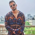 Kunal Khemu Instagram – You can do this or you can do that.. As long as you get it done 😎