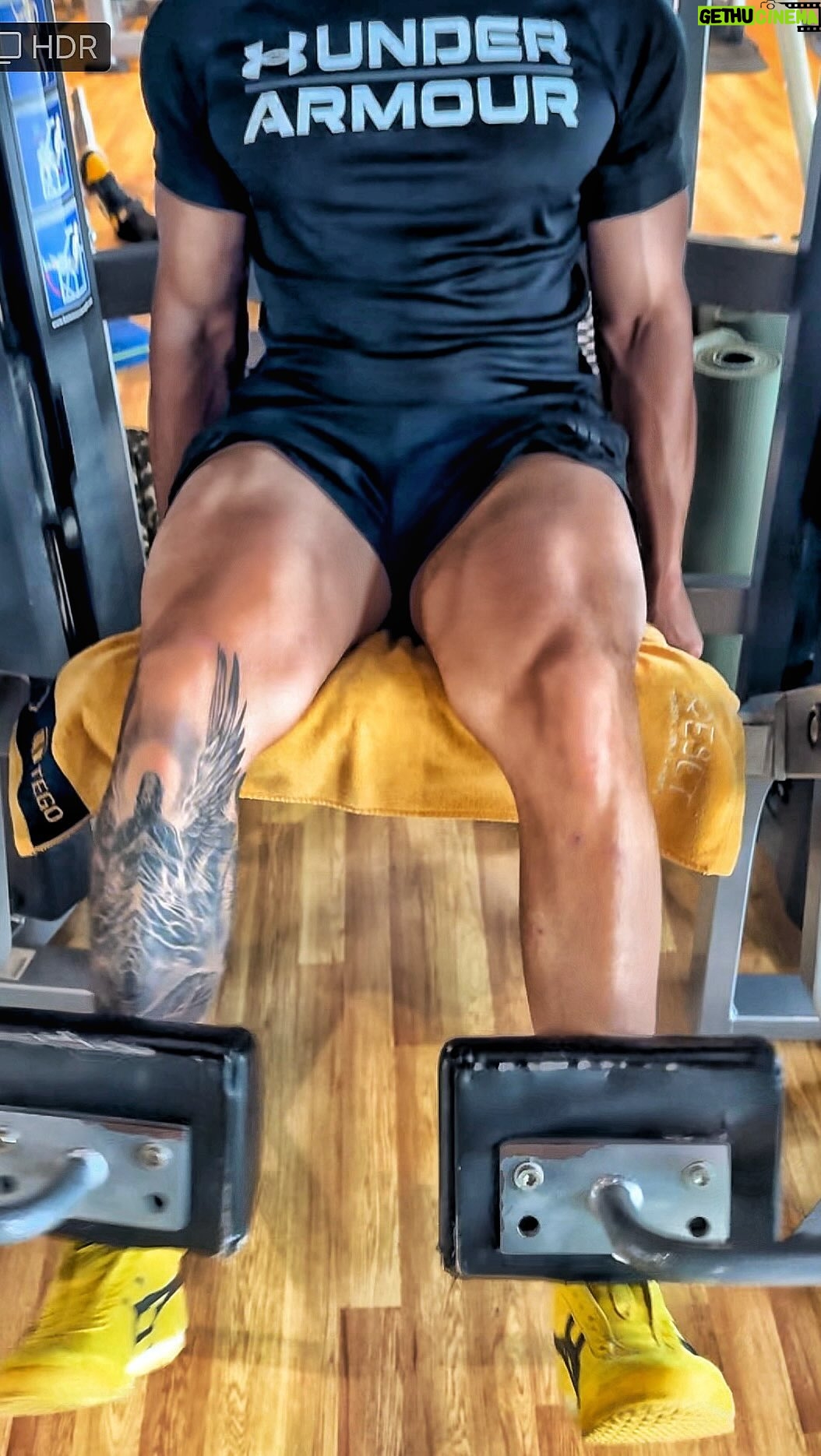 Kunal Khemu Instagram - Iām worth the weight š #legs #legworkout #gymmotivation #gym