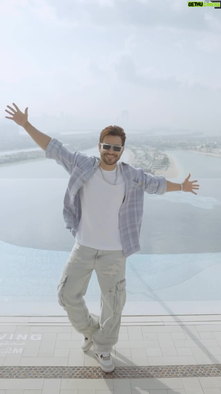 Kunal Khemu Instagram - In just 2 days, I witnessed so many adventures! From Museum of the Future to the thrilling Sky Edge View Walk. The best part? It’s all within a few mins drive, no need for complicated planning or long journeys. 🌇 #DubaiStopover #VisitDubai #ad