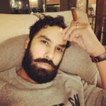 Kunal Nayyar Instagram - Sunday night smoke. Enjoying a little me time. Don’t forget to do that for yourself too... love.