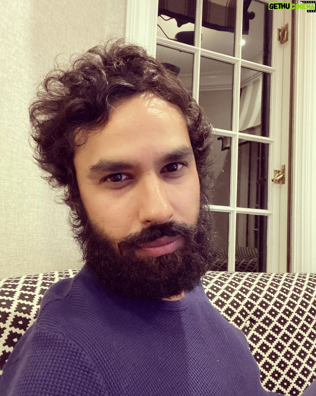 Kunal Nayyar - 84.8K Likes - Itās literally got a life of its own... best nickname wins my respect. #fearthebeard