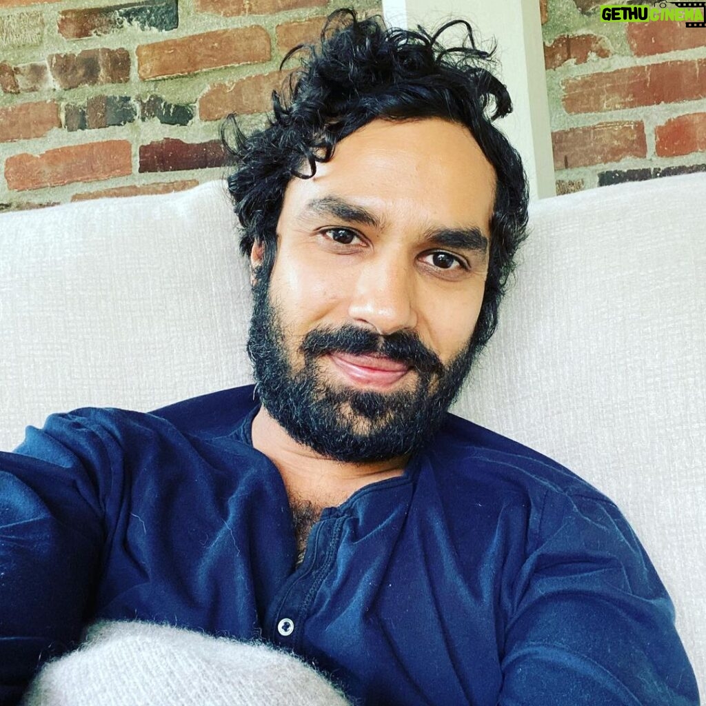 Kunal Nayyar Instagram - True freedom, real lightness of being, comes from loosening up the grip we have on all the things we want from the world. To lay down the sticky perceptions we have of people for just one second, that is true freedom. To see the world as it is, and not through all of our learned opinions. That is true freedom. To love someone without wanting anything in return. That is true freedom. To smile, love, laugh, for no other reason other than you woke up in the morning and got one more shot at making the world a better place. That is true freedom. To forgive yourself for all that got you here in the first place. That is true freedom. We can’t expect an unconditional love when we bring to it such a large bag of conditions... so today lay it all down, just for a moment, and experience life through true freedom. KN