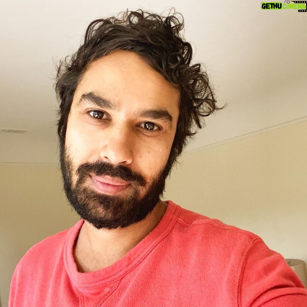Kunal Nayyar Instagram - Dear all, I am sorry I cannot join you on IG live today, as well as no meditation on @buddhainjeans unfortunately. But I will be back tomorrow (Tuesday) 10am PST. Till then use your love to shine light on all the dark corners of the world.