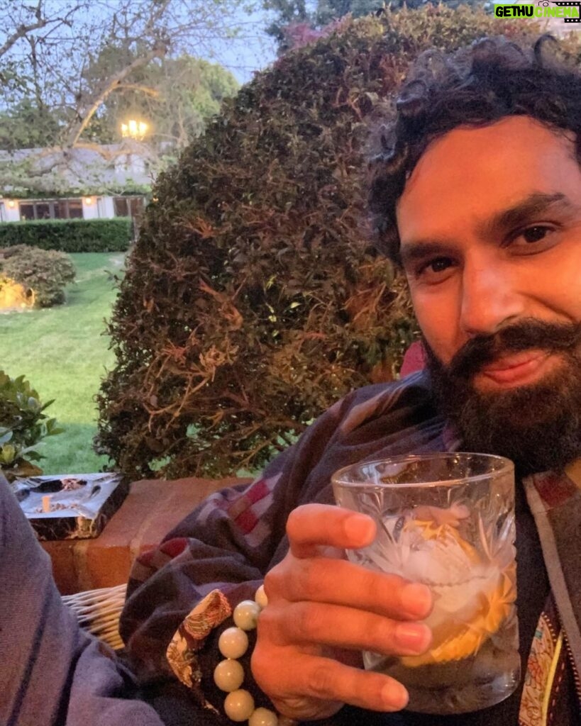 Kunal Nayyar Instagram - After a long week of helping the on going situation as it unfolds, here is a little normalcy for tonight. Back at it on Monday. May your kindness and your strength protect all that you love... Till Monday, adieu.