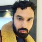 Kunal Nayyar Instagram - My life is so glamorous.