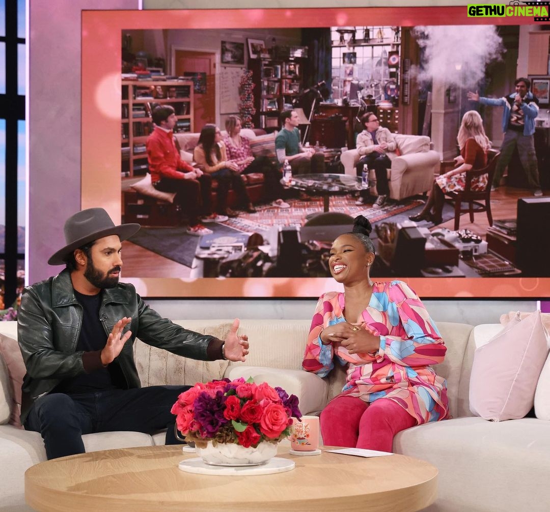 Kunal Nayyar Instagram - Finally got to sit down with one my all time favorite artists. Once in a lifetime the universe sends us a talent like this, and I was humbled to be in the presence of @iamjhud Tune into the @jenniferhudsonshow to watch me trying to keep my cool.