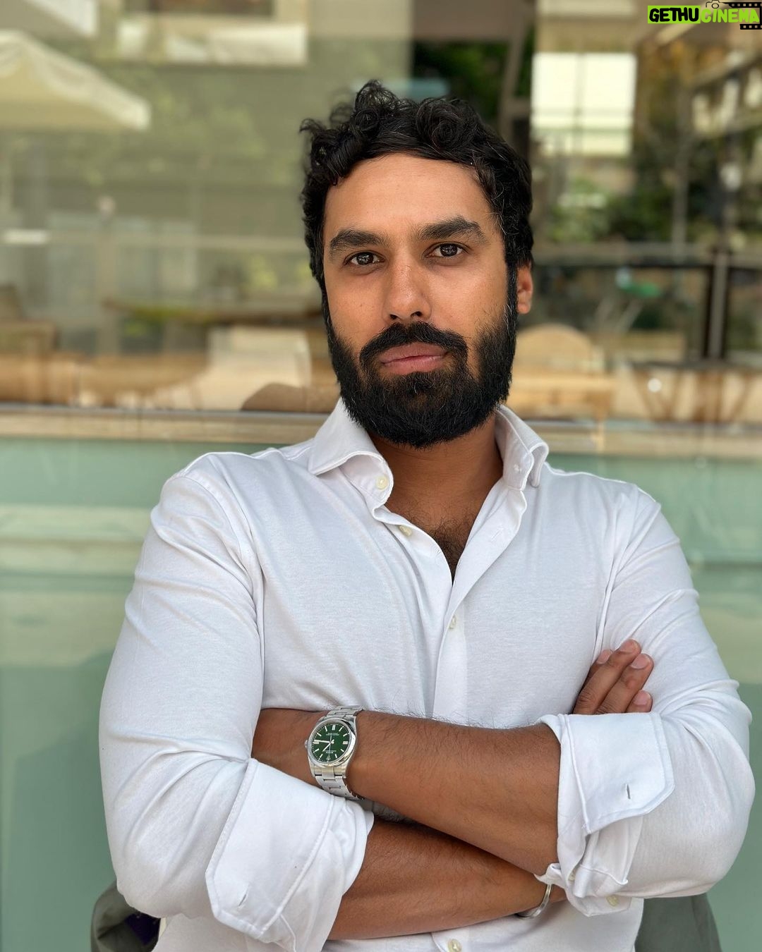 Kunal Nayyar Instagram - Just, no, more, fighting, with yourself. Please. #selflove