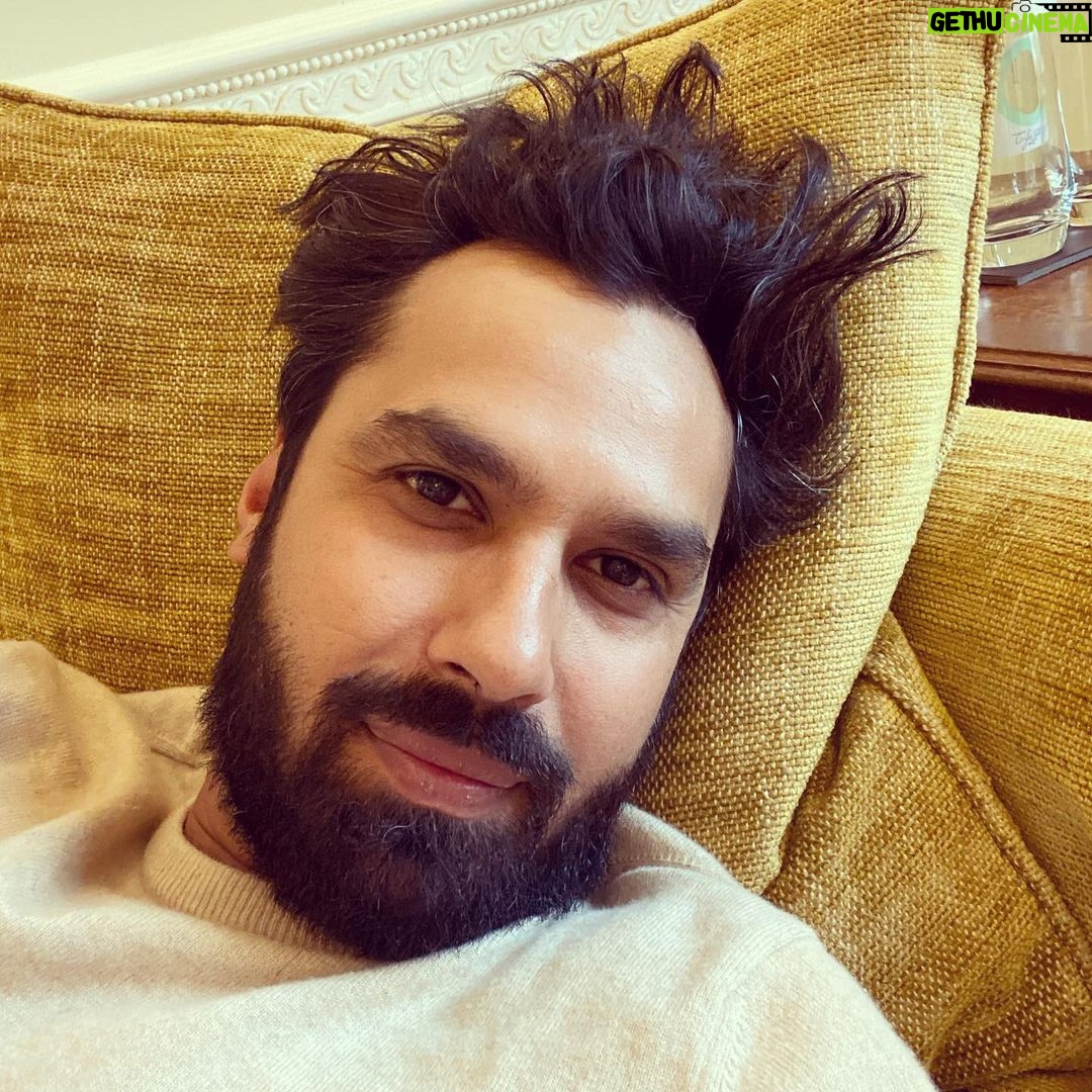 Kunal Nayyar Instagram - Felt like a good day to send you some love…