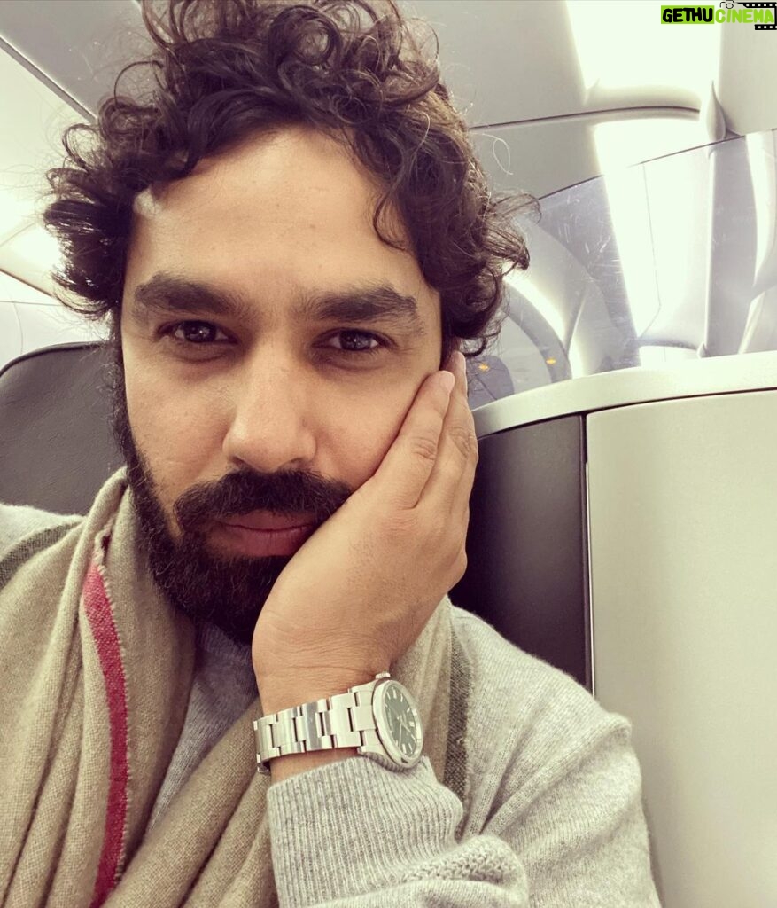 Kunal Nayyar Instagram - 6am, another plane, another city, another adventure. Spreading love one place at a time. Coming to a cinema near you;) #boston #capecod #ajfikry