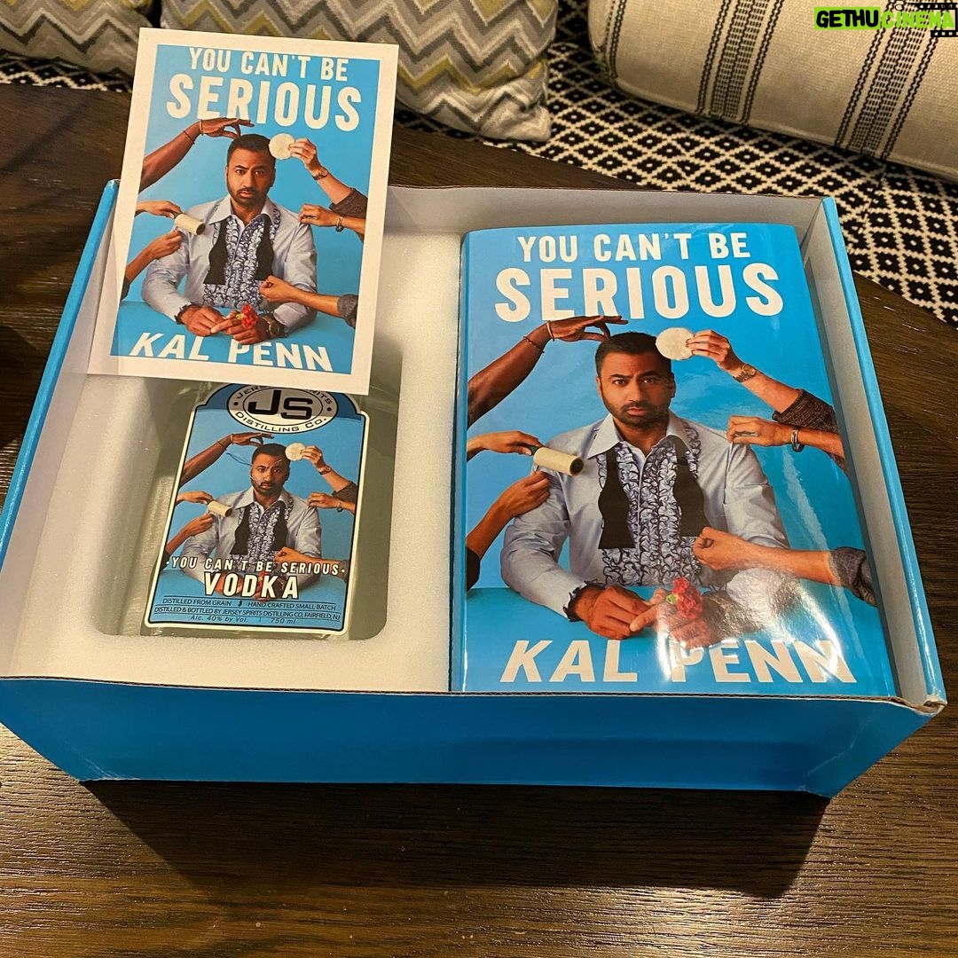 Kunal Nayyar Instagram - Dear @kalpenn you’re the reason I am where I am today. Congratulations on this wonderful achievement and for being an inspiration to all of us. Love you.