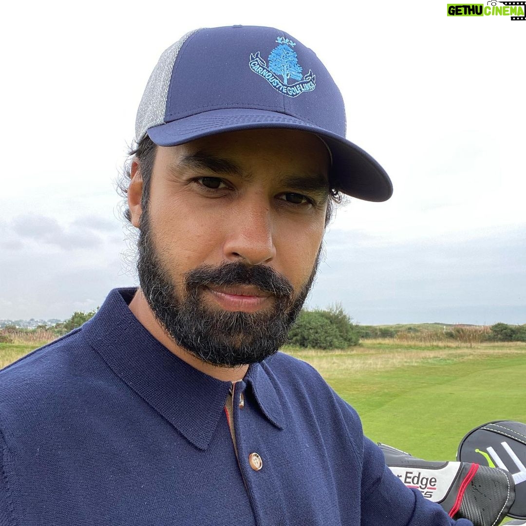 Kunal Nayyar - 89K Likes - Sending you peace. Donāt give your life up to your imagination. Nothing has actually happened yet. So take a moment, take a breath, and just be with me here. All is well, and you are loved:)
