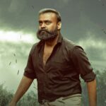 Kunchacko Boban Instagram - A unique, intriguing, and thrilling performance of Kunchako Boban as Ashokettan! Watch Chaaver now on Sony LIV #Chaaver #SonyLIV #ChaaverOnSonyLIV #Thriller #Action @chaaverthemovie @tinu_pappachan @kunchacks @antony_varghese_pepe @arjun_ashokan @joymathew_artist @arunnarayan01 @venukunnappilly @just_in_varghese jintolight_worker @_manoj_k.u @rjanuroop @sajingopu @sunil.singh1981‌ @arunnproductions @kavyafilmcompany @thinkmusicofficial