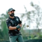 Kunchacko Boban Instagram - Captain cool @kunchacks on the field with all smiles and swag! 🏏✨ #happyhappyccl #ccl #celebritycricketleague #keralastrikers # @cclt20 @keralastrikersofficial @celebritycricketclub