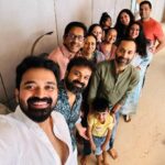 Kunchacko Boban Instagram - With some really loved ones….. 💕Films,Friends,Family💞 @farhaanfaasil @nazriyafahadh @fahadhfasil #paachikka