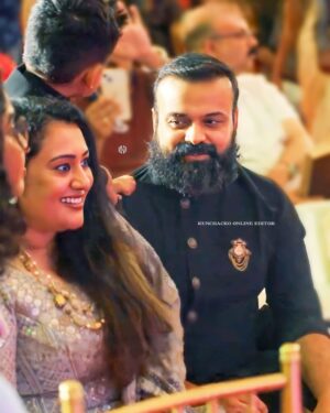 Kunchacko Boban Instagram - Some looks stay lightened up for a lifetime!!
😍😍😍😍😍🤩🤩🤩🤩🤩😍😍😍😍
@priyakunchacko #Opriyae 🎶