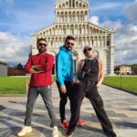 Kunchacko Boban Instagram - Not just Filmy things…!! Friends,Family,Fun,Films & More….. @rameshpisharody @manju.warrier @rjmithun #raghuvettanprimers #florenceitalyromevatican