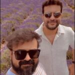 Kunchacko Boban Instagram - Happiest Birthday Pishu boy @rameshpisharody for being the happiest thing to have happened in our life🥳🥳🥳🥳 Love from Izzu,Priya,myself and everyone from my family!!! Here is raising a toast 🥂 for endless fun,friendship,films and more….. #pishuvibes #captionking
