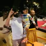 Kunchacko Boban Instagram - When Devadhoodhar hits the 🦁Jungle chords 🎶 When team @marabushcamp sprang a surprise performance with their own version of the song 🎸.Just loved the joyful and lively ambience of this forest camp #masaimara #friendsoftheworld #nnathaancasekodu @ratheesh_balakrishnan_poduval @santhoshkuruvilla @gayathrieshankar @manwithamovingcamera @priyakunchacko @kunchackobobanproductions #udayapictures