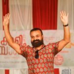 Kunchacko Boban Instagram - Here is sharing some happy moments When I got the ecstasy of College vibe after long.Thank you Brennen College Thalasserey 😍😍#brennencollege for such an electrifying atmosphere and positive energy. This was the first public promo appearance for #NNATHAANCASEKODU movie and see how we have shook the world of Malayalees worldwide 🕺🏻💃🏻🎶🥳 Thank you all for taking the songs and Ambaas Rajeevan into your hearts!!! Eagerly waiting to rock on with the movie hitting theatres from August 11th worldwide.♥️♥️♥️ @nnathaancasekodu (Sue me) WORLDWIDE RELEASE ON AUGUST 11! . . @kunchacks @ratheesh_balakrishnan_poduval @santhoshkuruvilla @gayathrieshankar @rajeshmadhavan @ibasiljoseph @unnimango @manojkannoth @sherin_rachel_santhosh @arun.c.thampi @iamlistinstephen @sreejith.cv.3 @magicframes2011 @manwithamovingcamera @mrprofessional.in #nnathaancasekodu #SueMe #chackochan #ratheeshBalakrishnanPoduval #santhoshKuruvilla #dawnVincent #BennyKattappana #sudheeshGopinath #jobeeshAntony #vyshakSugunan #jothishshankar #vipinnairV #melwyJ #shalupeyad #hassanwandoor #udayaPictures #ListinStephen #magicFrames #STKframes #kunchackoBobanProductions #mrprofessional #comingSoon #august11 #devadootharPaadi