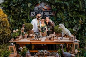 Kunchacko Boban Instagram - Welcome to….
😎IZZU’S  DINO-WORLD🦖
Sharing some snippets from Izzu’s Dino Party 🎉 
And taking this opportunity to thank everyone for all the prayers,wishes and love ❤️ 
@priyaakunchacko @achu_oommen💡 
@krafters.co 🎠 @sugarbowl_cochin 🎂 
@sanojkumar123 📸