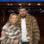 Kurban Omarov Instagram - После того, как Валерия одела Мухтара на воротник и спросила: ‘Ну, как мне идёт?’, я понял, что надо действовать. Теперь моя селедка под шубой. 😸 Большое спасибо @luxurypalace_premium за заботу, внимание и отдельное спасибо скидку 😉