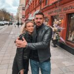 Kurban Omarov Instagram - Прилетели в Москву, сразу заехали на Патрики печать о прибытии в паспорте поставить) Патриаршие пруды
