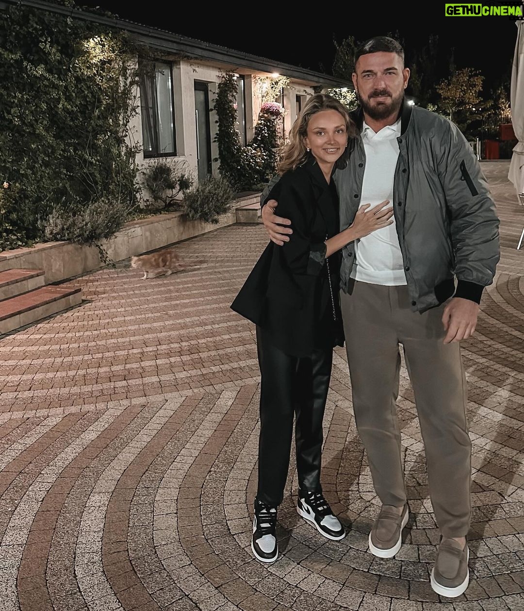 Kurban Omarov Instagram - Махачкала - это Дубай в куртках. Дагестан Махачкала