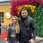 Kurban Omarov Instagram - Так, нешуточная история разгорелось у меня в директе. Надо выносить на общее. Кого конкретно она не добавляет себе в подписчики, я вечером серьёзно поговорю с ней. И не забудьте написать сколько ждёте, про вас в первую очередь узнаю😎