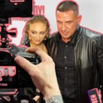 Kurban Omarov Instagram - Вас не будет критиковать тот, кто делает больше вас. Вас будет критиковать тот, кто делает меньше, чем вы !