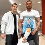 Kurban Omarov Instagram - Хотели серьёзно сфоткаться, но не смогли.