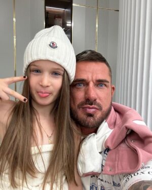 Kurban Omarov Instagram - ❤️