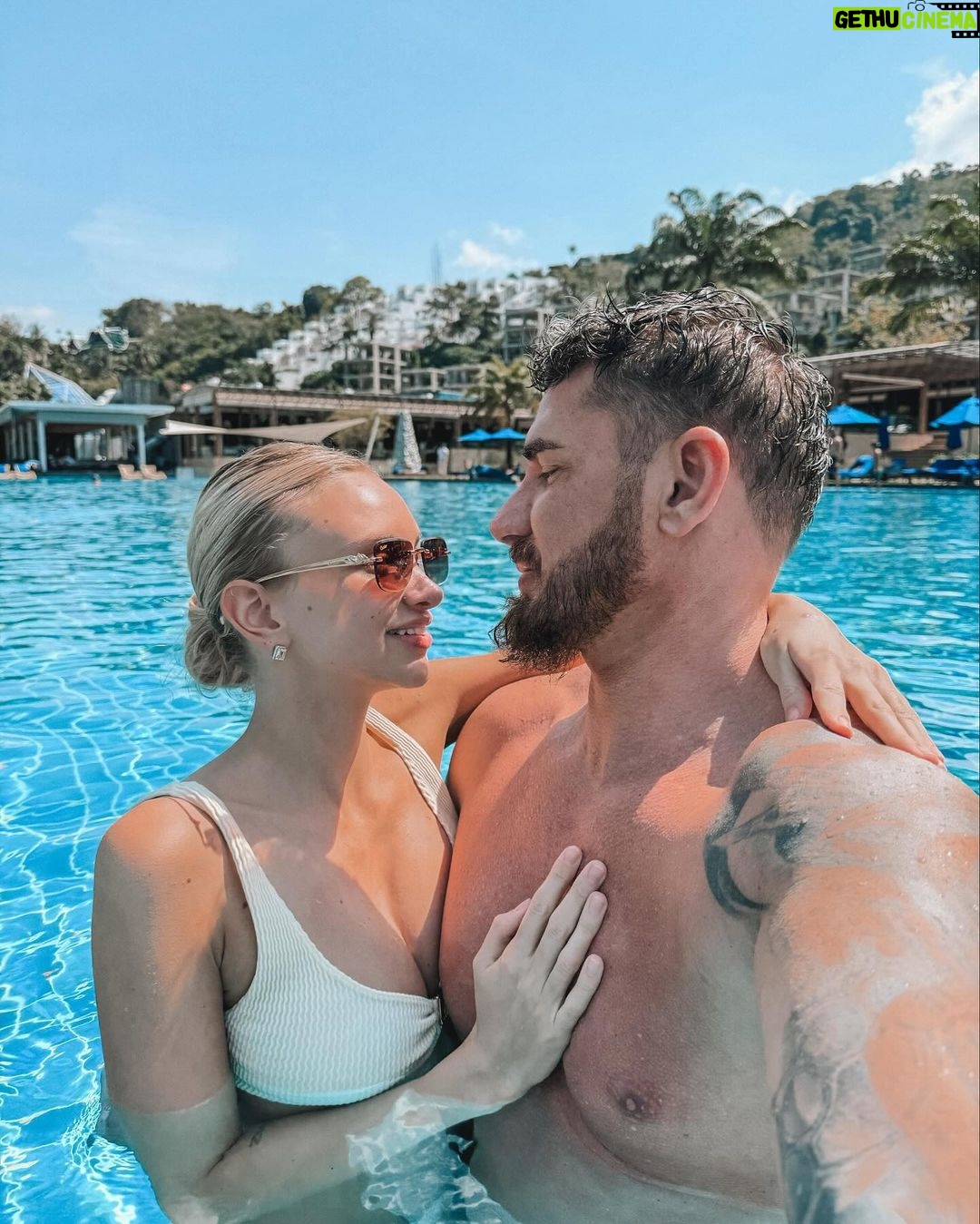 Kurban Omarov Instagram - Каким должен быть идеальный медовый месяц?