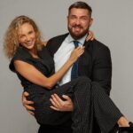 Kurban Omarov Instagram - С Новым Годом ! Пусть этот год принесет в ваши жизни радость, тепло и множество свершений. Пусть каждый момент наполнен смехом, любовью и невероятными впечатлениями. Пусть ваши мечты сбудутся, а сердце будет полно радости. С наилучшими пожеланиями!