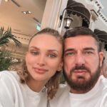 Kurban Omarov Instagram - Многие из нас, услышав свой голос со стороны, говорят: ‘Это не мой.’ То же самое и с нашими танцами. Мне казалось, что я вообще чётко танцую. Но на самом деле даже в моих движениях есть место для юмора. 😸