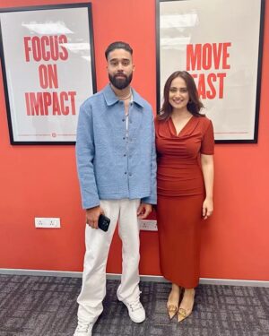 Kusha Kapila Instagram - changa laga mere dil nuuuuuuuu

finally met and interviewed the brown mundes of the moment at the @metaindia office in the presence of so many talented creators. best day⭐️

#APDhillonOnPrime
#ApDhillonXMeta