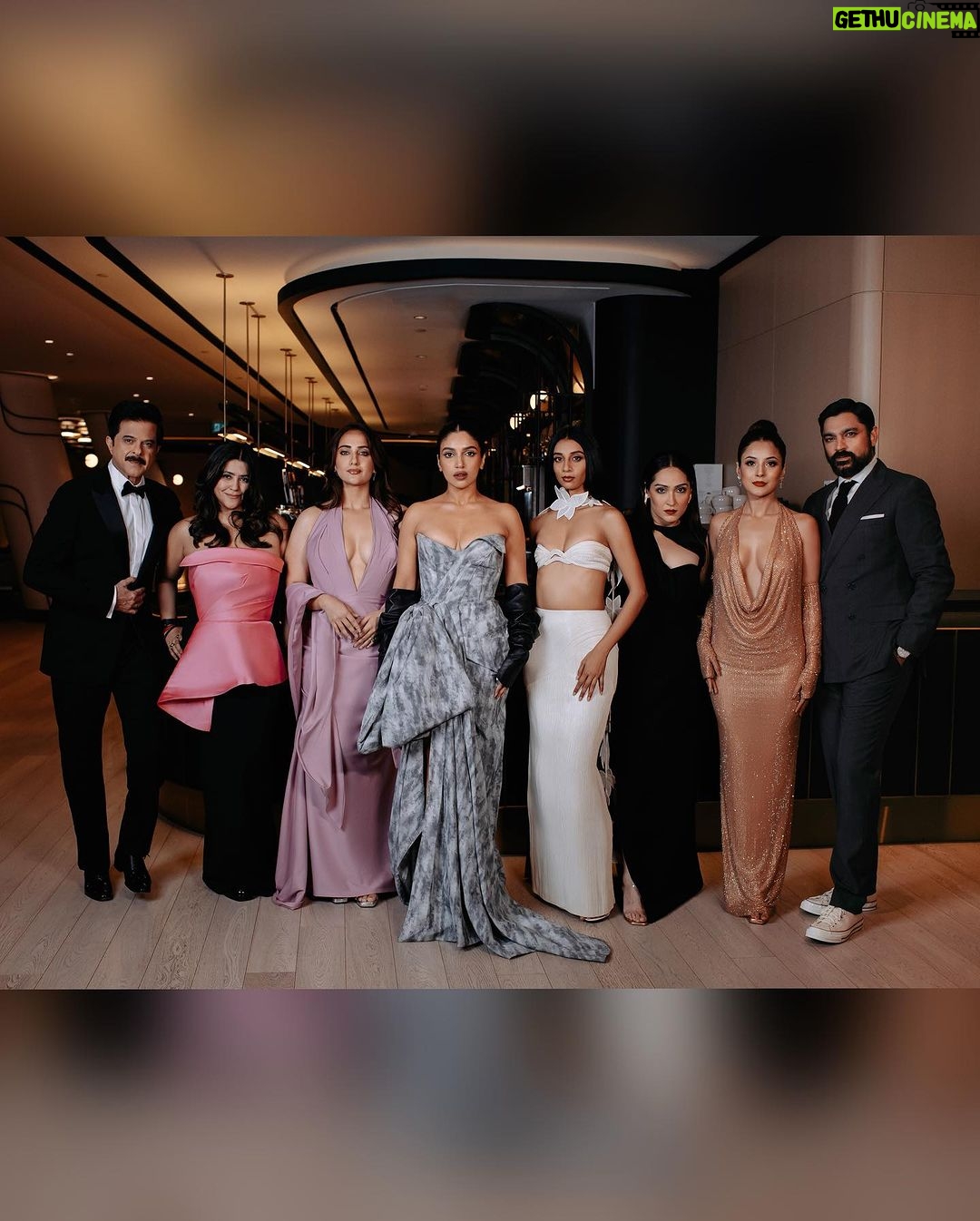Kusha Kapila Instagram - thank you, Toronto for coming in numbers to watch Thank You For Coming at #tiff2023 I watched the film with y’all and I am in awe of the work this wonderful cast has done. @bhumipednekar’s Kanika Kapoor is all of us and hence her wins are our wins. @dollysingh and @shibani_bedi are brilliant in the film and the female friendship is one for the books. @shehnaazgill’s Rushi is an empathetic cutie. What do I say about my rani @sushantdivgikr other than that the icon has iconed👑 As for @kkundrra, @gautmik and Pradhuman Singh (why aren’t you on instagram), men written by women ✨ @karanboolani @rheakapoor @ektarkapoor @anilskapoor @radsanand and @prashastisingh have put together an emotion that I hope is felt as deeply by everyone as it was in the theatre yesterday :) I am styled by @manishamelwani and @devanshi.15 💜 Outfit - Custom @that.antiquepiece Hair: @shirleywuofficial Makeup: @maccosmeticscanada, @maccosmeticsindia @balajimotionpictures @akfcnetwork #ThankYouForComingAtTIFF #TYFCAtTIFF TIFF Production: @Mediaworkss TIFF BTS: Photography & Video: @amritaroraphotography Styled by - @manishamelwani @devanshi.15 @abhilashatd Styling Team - @sim.ran_awayy @junni.khyriem @iambidipto_ @gypsy.girl.world @kasliwalriddhi @bhavnaaaaa.r @swityshinde @juhi.melwani @shubhangi.upadhyay2 TIFF Toronto International Film Festival