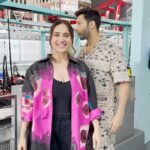 Kusha Kapila Instagram – aapko pehle kahi dekhaa… never mind

Y’all are responsible for this video because y’all keep pointing it out. Thanks @varundvn for making this video and Natasha, must continue to look for more doppelgängers 🤣 Ferrari World, Abu Dhabi, UAE