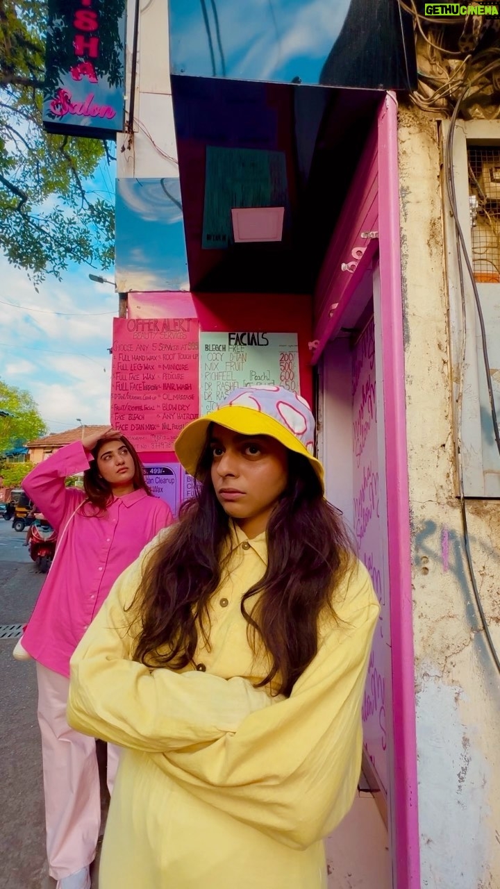 Kusha Kapila Instagram - goes to bandra once Bandra