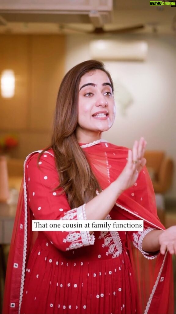 Kusha Kapila Instagram - who is this cousin in your family? comments mein expose kare And to get this maximum energy subah subah try the Colgate MaxFresh which has unique cooling crystals that give you intense cooling & super freshness to help you ace the day! #ad @colgatein Co-written with @harsh_pranav Shot by @hercules_sharma edit by @ankushchaudharyofficial