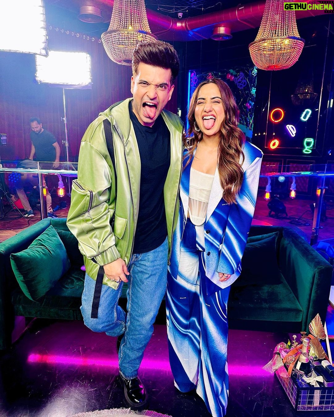 Kusha Kapila Instagram - KK X KK (we tried to give Vogue but we couldn’t stop laughing) catch our banter with @renil.abraham on Invite Only on @amazonminitv pata nahi kya hee bola hai but @kkundrra gave us a lot of life lessons so don’t miss that pls Karan is styled by @shreeum I am styled by @mohitrai with @tarangagarwalofficial Outfit : @cilvrstudio Accessories : @tuula.jewellery