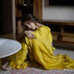 Kusha Kapila Instagram – aise hee mann kiya💛
.
.
asked @mohitkrtiwari to create some images and @aashna_shah to make me look pretty
called @komaltindwani and she sent these beautiful @labelearthen saris

(pictures are unedited. Sorry, Mohit🥲)
