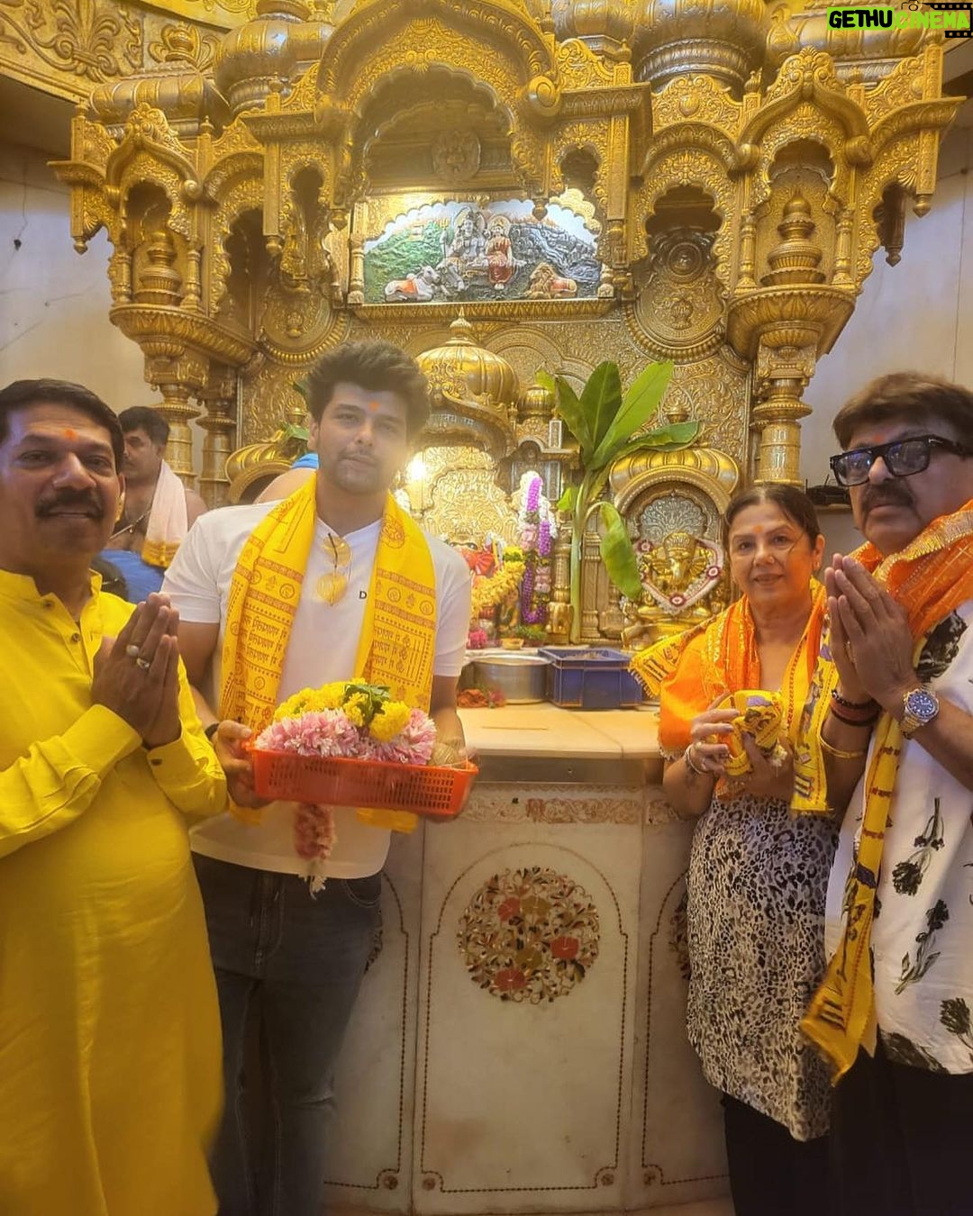 Kushal Tandon Instagram - Ganpatti bappaaaa moryaaaa 😇🙏