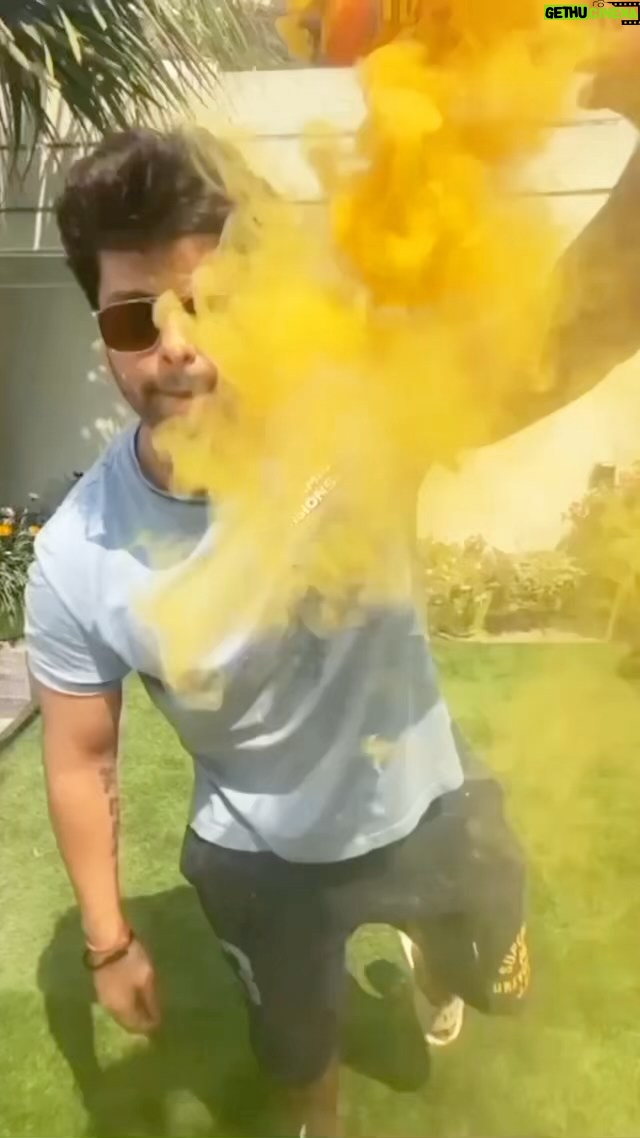 Kushal Tandon Instagram - Happy holi to you all , love , luck 🍀 happiness and more colours in ur life ❤️✨
