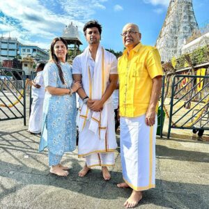 Kushal Tandon Instagram - Tirupati Balaji ki jai….. Govinda Govinda Govinda Govinda Govinda ❤️🙏😇and thank u @ektarkapoor ma’am for beautiful darshan 😊❤️