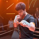 Kushal Tandon Instagram - Get ready to fight 🥊BARSATEIN