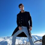 Kushal Tandon Instagram - “The mountains are the last place where man can feel truly wild.” Mount Affarwat Gulmarg