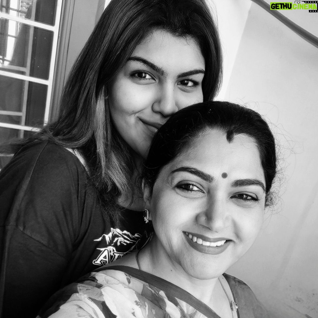 Kushboo Instagram - My girls.. my world. They make my world go round. ❤️❤️❤️