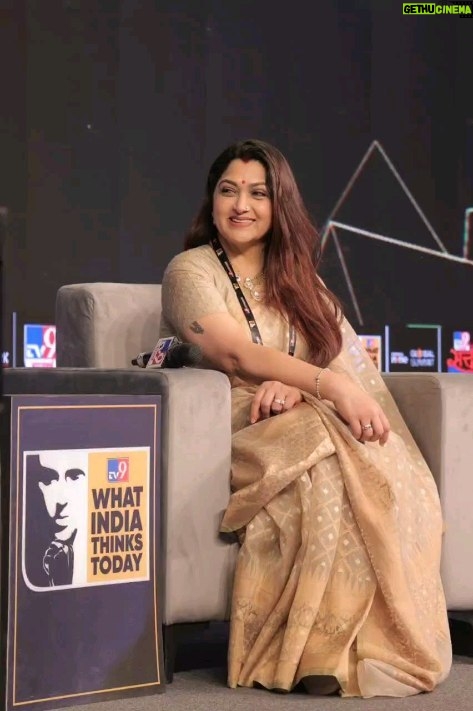 Kushboo Instagram - What I did in the last 3 days in the capital. ❤️